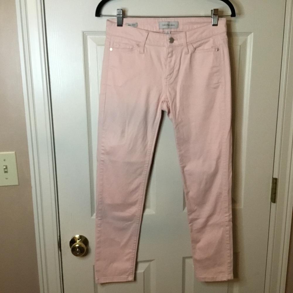 Calvin Klein Light Pink Ankle Skinny Jeans - Size 2